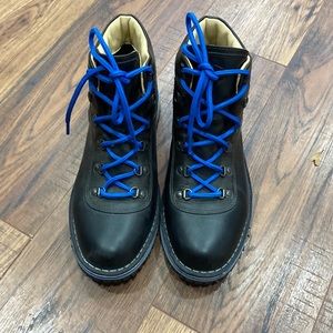 The most adorable hiking boot